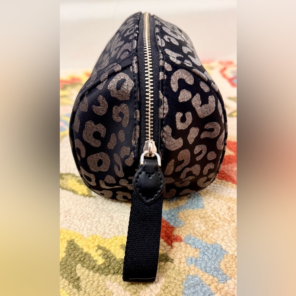 KATE SPADE Chelsea Medium Metallic Black Leopard Print Zip Pouch W/ Wristlet - Picture 10 of 16
